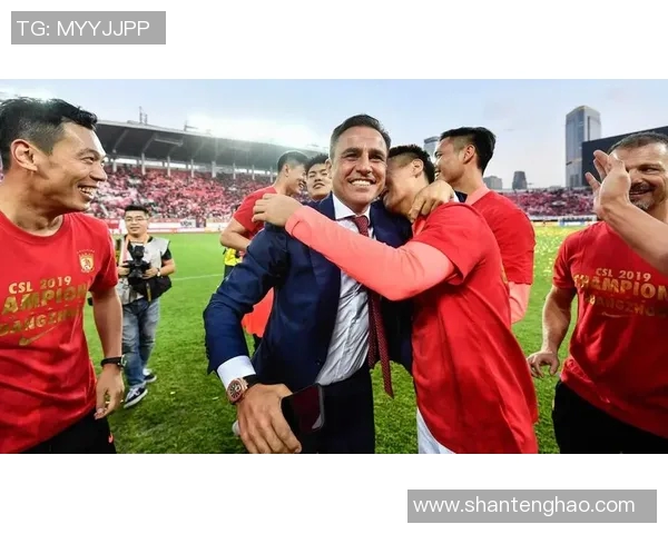 国足又获胜！卡纳瓦罗领队带领球员取得连胜，备战世预赛状态火爆