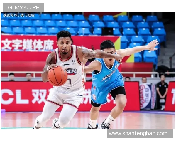 昆汀·皮特森兑现承诺,积极参与CBA全明星周末活动 昆汀·皮特森兑现承诺,积极参与CBA全明星周末活动