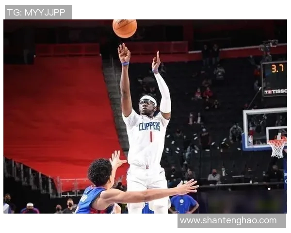 快船新秀雷吉-杰克逊表现抢眼，成为球队未来核心