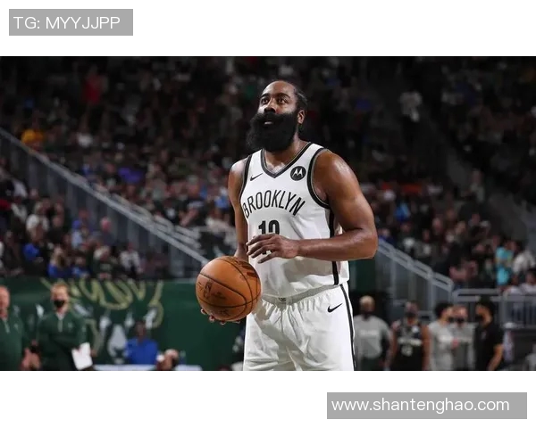 詹姆斯-哈登连续第三场比赛砍下30+，创下火箭队历史记录